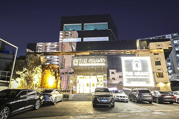 Exterior - Tongyeong Tourist Hotel (Tongyeong)
