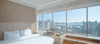 Tongyeong Tourist Hotel