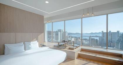 Tongyeong Tourist Hotel