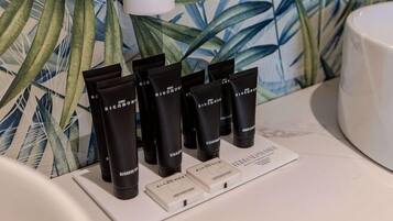 Bathroom amenities