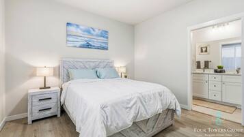 3 makuuhuonetta, työpöytä, silitysrauta/-lauta, ilmainen Wi-Fi