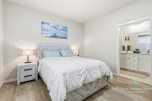 3 makuuhuonetta, työpöytä, silitysrauta/-lauta, ilmainen Wi-Fi