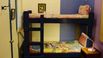4 Beds Female Dormitory | In-room safe, free WiFi