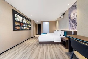 Luxury Double Room, City View | Desk, laptop workspace, blackout drapes, free WiFi