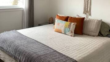 Desk, iron/ironing board, travel crib, WiFi