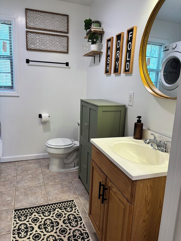 Towels, soap, toilet paper - Close to Masters’s, Hospitals & Downtown (Augusta)