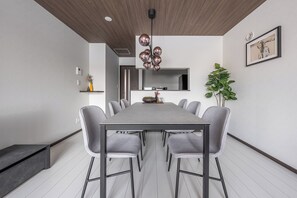 Dining - HILLS NISEKO A (Nisekocho)