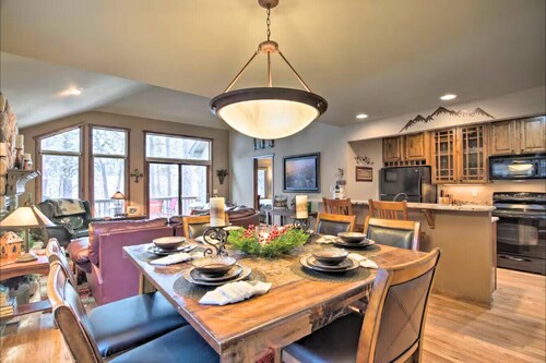 A+ Spacious Home on the River| King Beds |RMNP 2 Miles