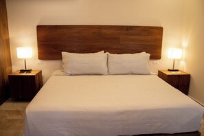 Leilighet – comfort, balkong | Safe på rommet og wi-fi (inkludert)