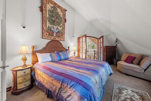 Escritorio, wifi gratis y ropa de cama 