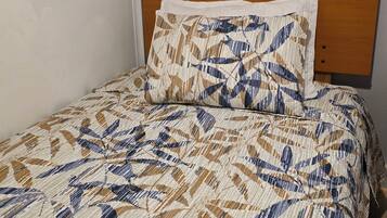 Internet, bed sheets