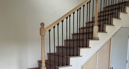 Well-maintained, fully furnished studio located on the second floor.