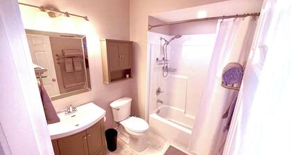 Fields & Fences Suite â Cozy Rural Stay in Historic Fort Langley
