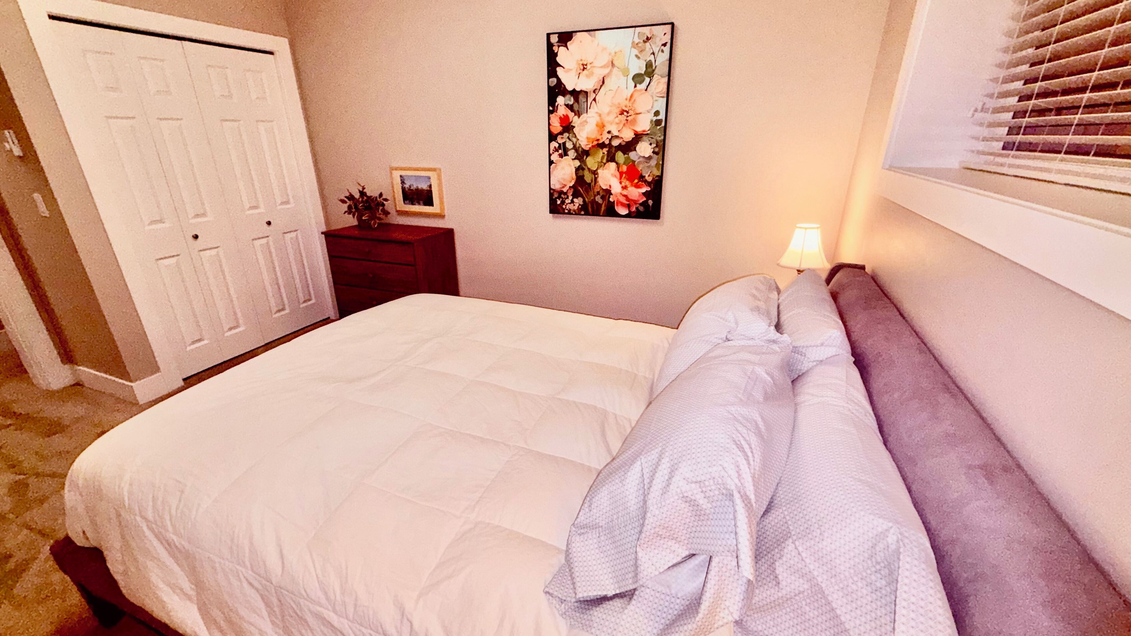 2 habitaciones, tabla de planchar con plancha y wifi gratis 