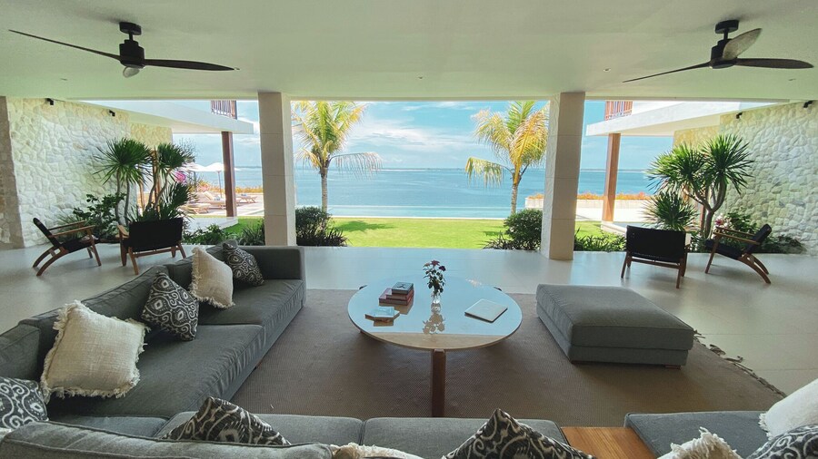 Leq Bale by Elite Havens