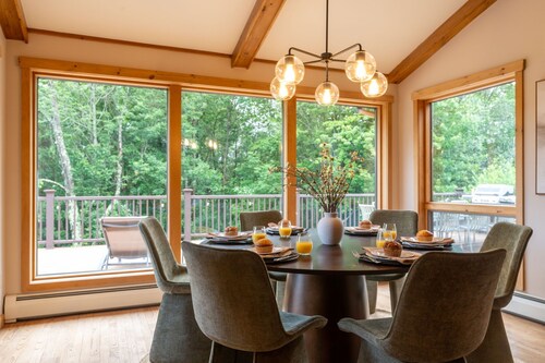 Windham LuxeChalet|View | HotTub | Sauna | FirePit