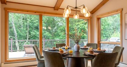 Windham LuxeChalet|View | HotTub | Sauna | FirePit