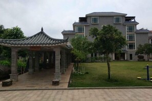 Garden - Haonianhua Yatao Resort (Wuchuan)