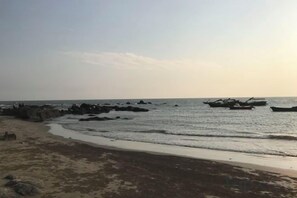 Unclassified image, 5 of 15, button - Haonianhua Yatao Resort (Wuchuan)