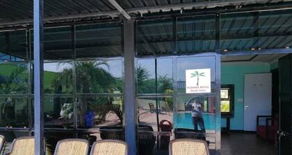 Palm Farmhouse Resort & Swimming Pool