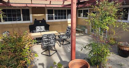 Listen to the River run from the front deck in charming Kernville!