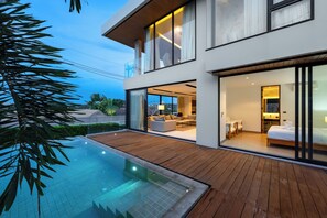 WiFi, bed sheets - Tranquil 3-Storey Villa with Private Pool (Koh Samui)