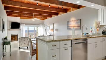 2 bedrooms, Internet