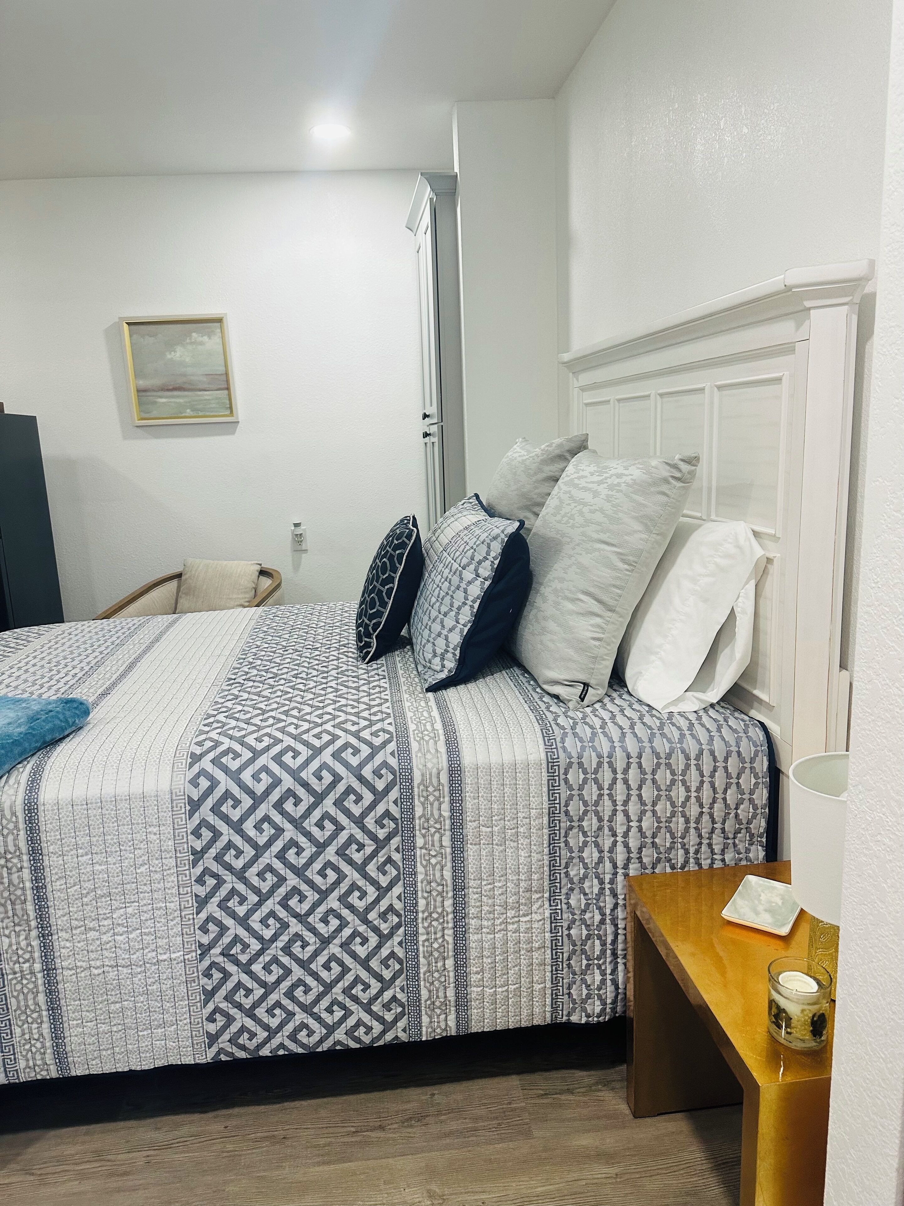 1 bedroom, iron/ironing board, WiFi, bed sheets