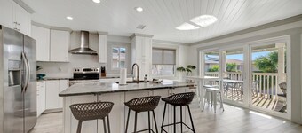 Direct Beach Access Oceanfront Condo Big Balcony
