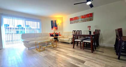 Wonderful 4-bedroom apartment with AC in Monterey Park Near Freeway