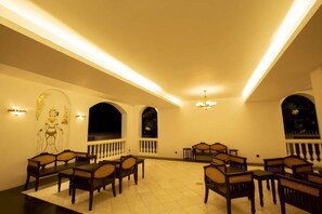 Tempat makan outdoor