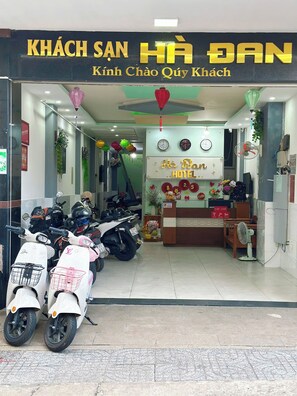 Fachada de la propiedad