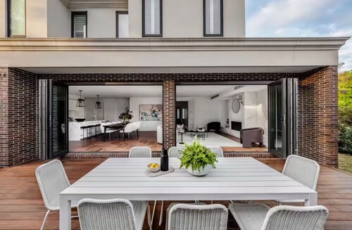 Luxury 4-Bed Home in Melbourne’s Top Family Suburb