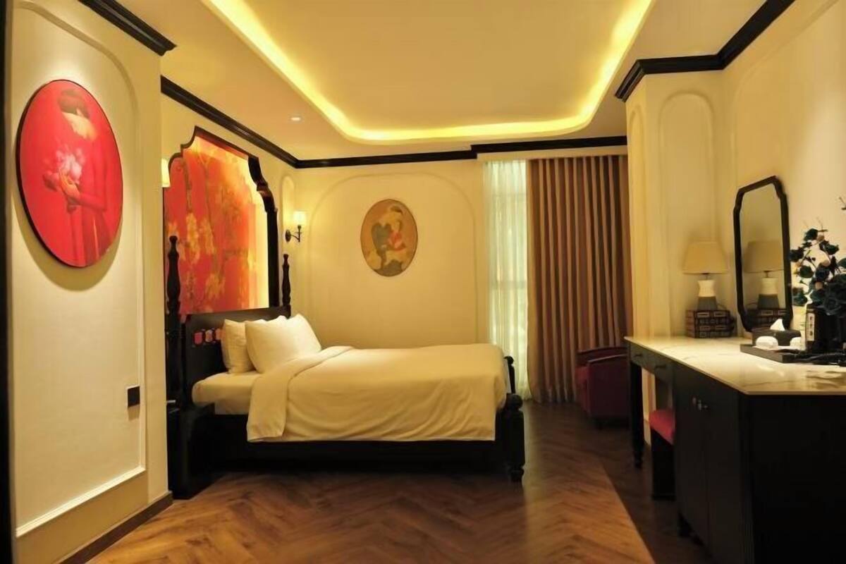 Caja fuerte, cortinas opacas, sistema de insonorización