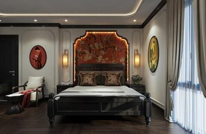 In-room safe, blackout drapes, soundproofing, iron/ironing board - Nicecy Boutique Hotel (Ben Thanh)