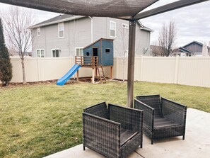 Property grounds - Spacious 4-bedroom house in Nampa, sleeps 10 (Nampa)