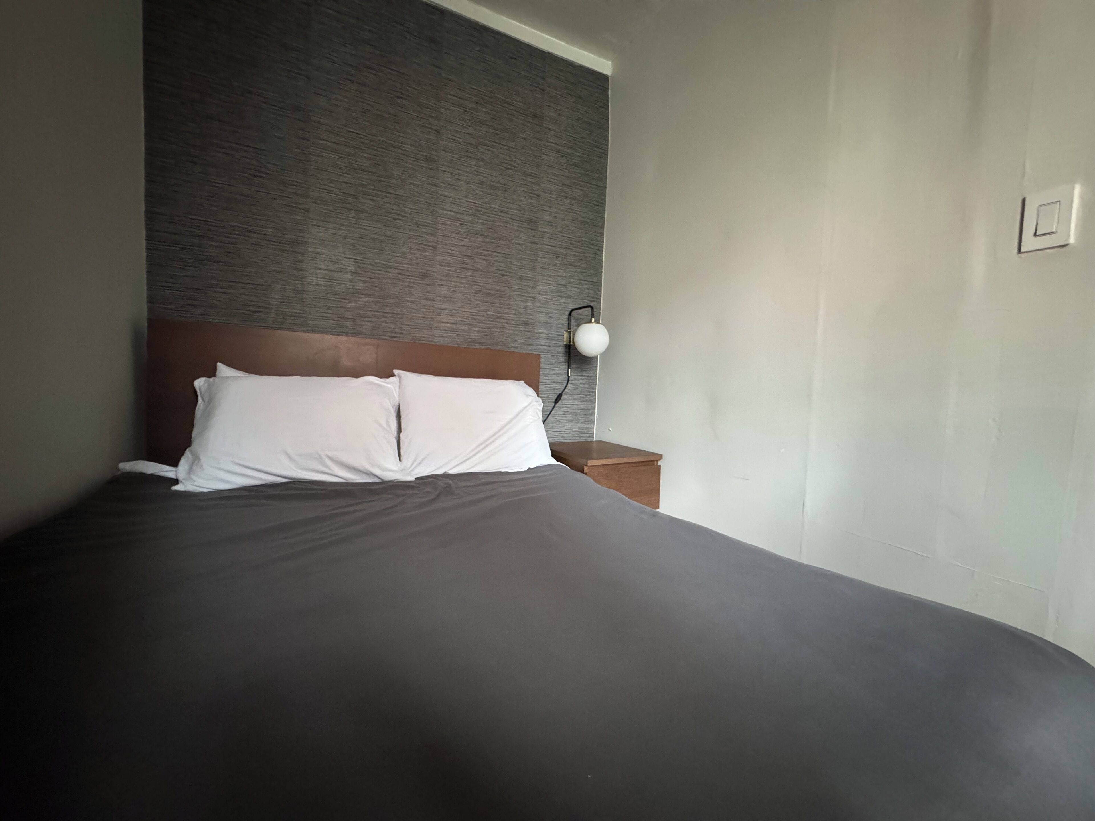 1 makuuhuone, silitysrauta/-lauta, Wi-Fi, vuodevaatteet