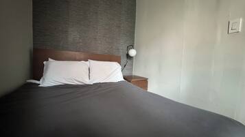 1 makuuhuone, silitysrauta/-lauta, Wi-Fi, vuodevaatteet