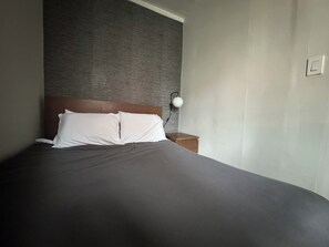 1 quarto, ferros/tábuas de passar roupa, Wi-Fi, roupa de cama