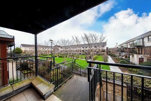 Unclassified image, 5 of 23, button - Spacious 2BDR Flat Near Portmarnock Beach (Dublin)