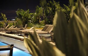 Terrace/patio - Luxurious 1-bedroom apartment in Downtown Orlando with Pool and Gym access (Orlando)