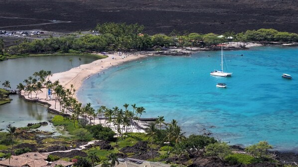Beach - Bright and spacious townhome with golf membership! (Waikoloa Village)