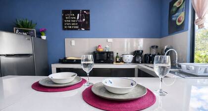 🏖 2 Bedroom Apartment - Sleeps 4 -in Jacó & Herradura