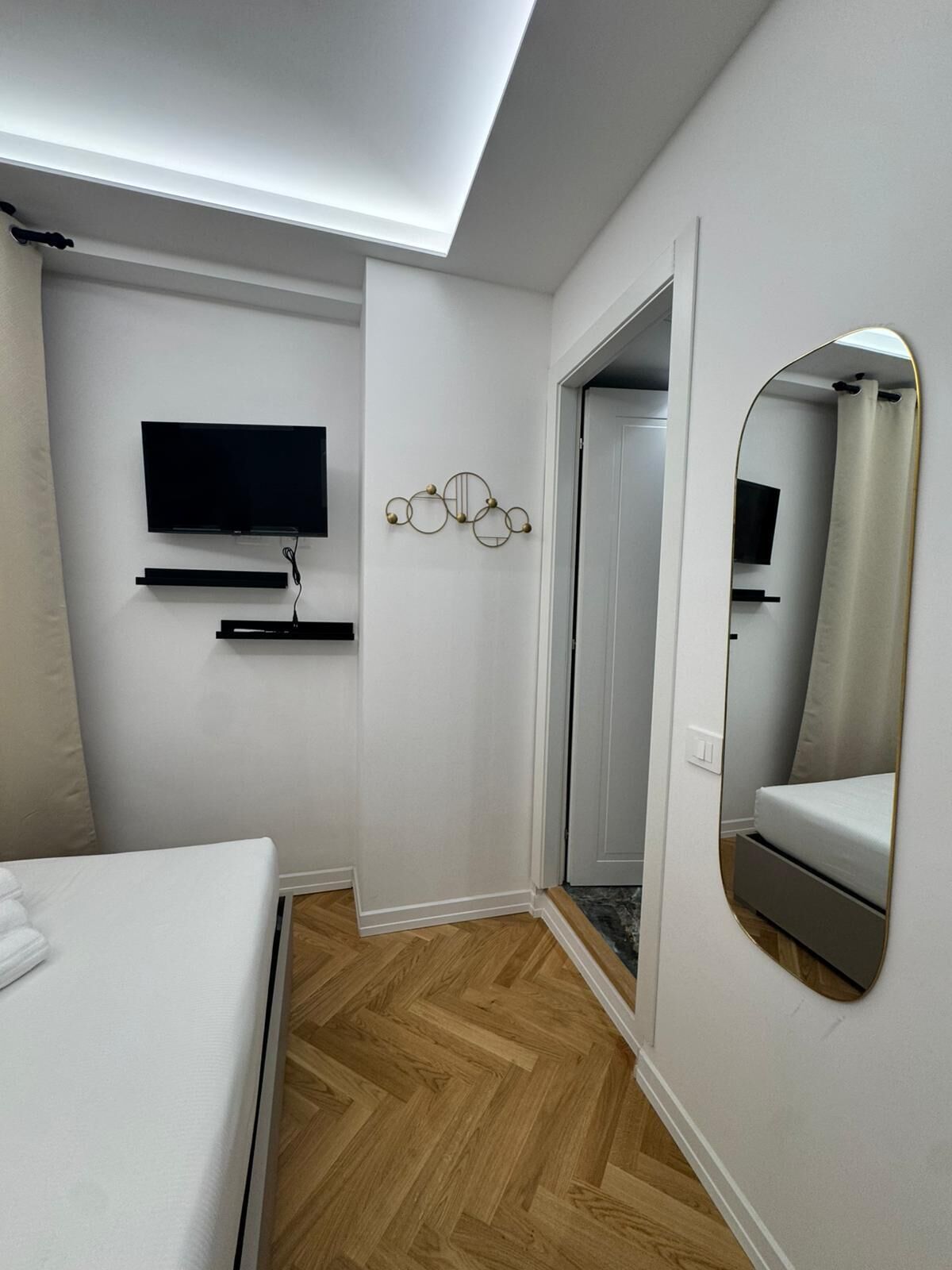 Comfort dubbelrum - 1 queensize-säng | Värdeförvaringsskåp på rummet och gratis wi-fi