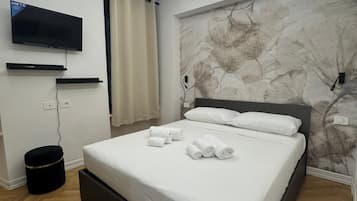 Doppia Deluxe, 1 letto queen | Una cassaforte in camera, Wi-Fi gratuito