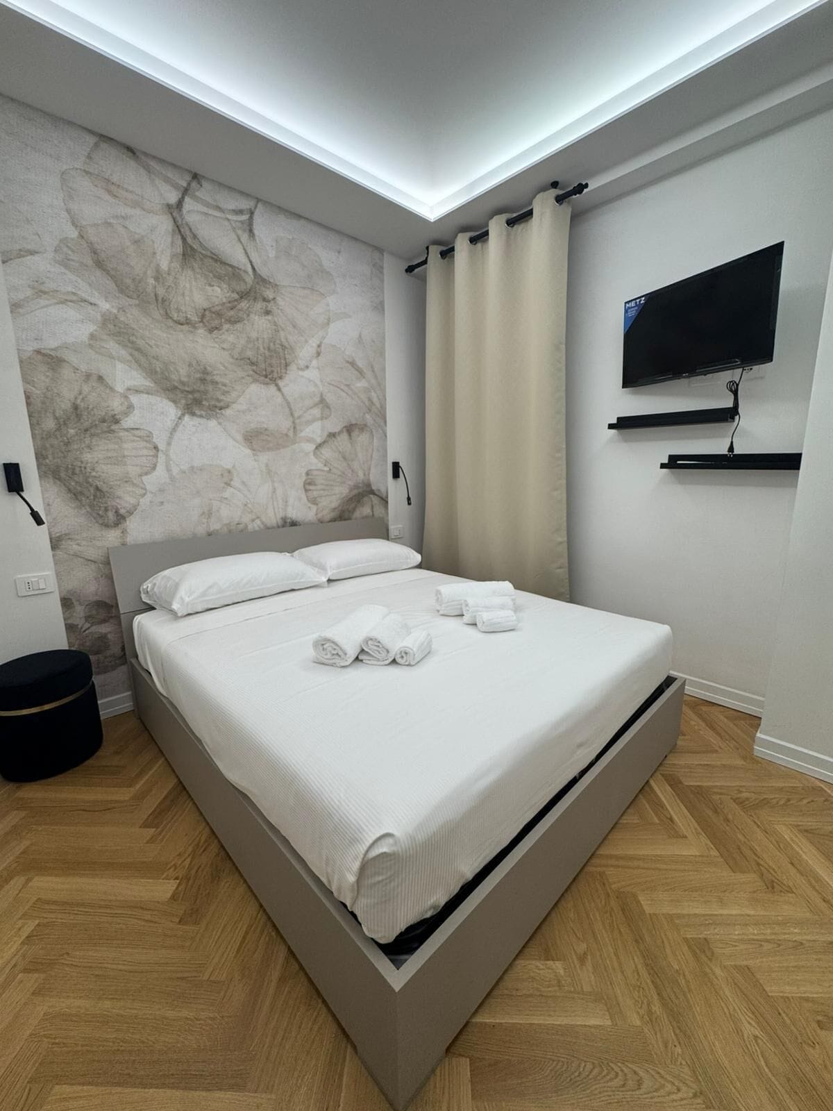 Habitación Confort doble, 1 cama de matrimonio | Caja fuerte y wifi gratis