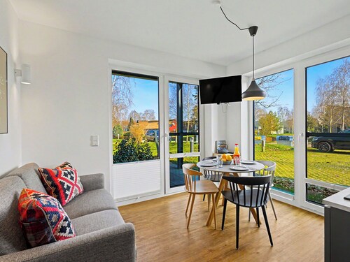 Apartment am See 611 (Seenähe) by Interhome