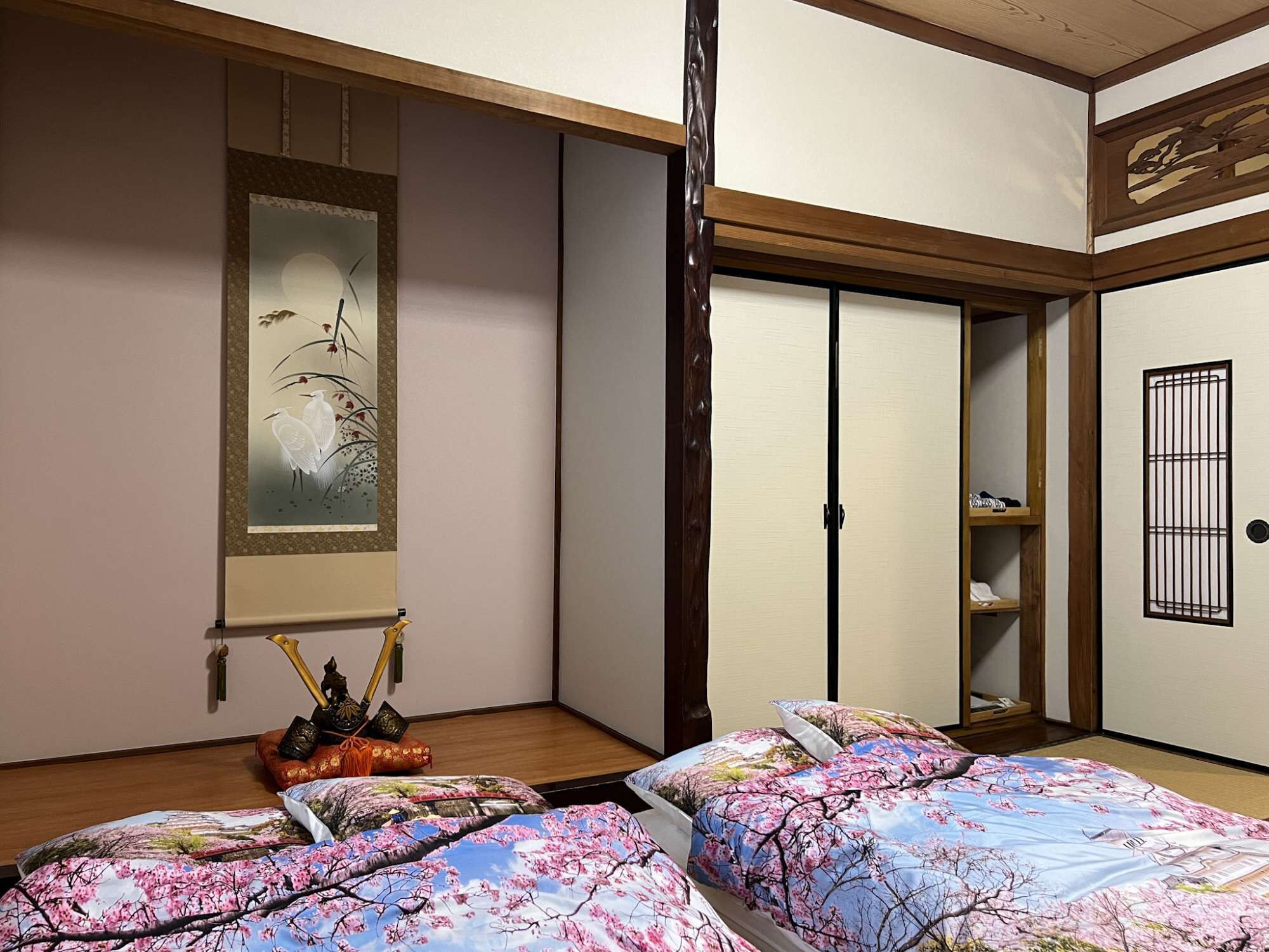 3 dormitorios, tabla de planchar con plancha, wifi gratis y ropa de cama