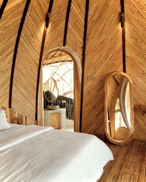 Premier Leaf Villa | Free WiFi, bed sheets - Cocoon Reserve (Kuta)