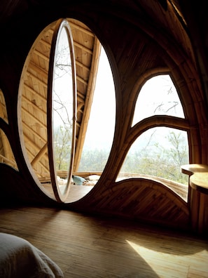 Premier Leaf Villa | Free WiFi, bed sheets - Cocoon Reserve (Kuta)